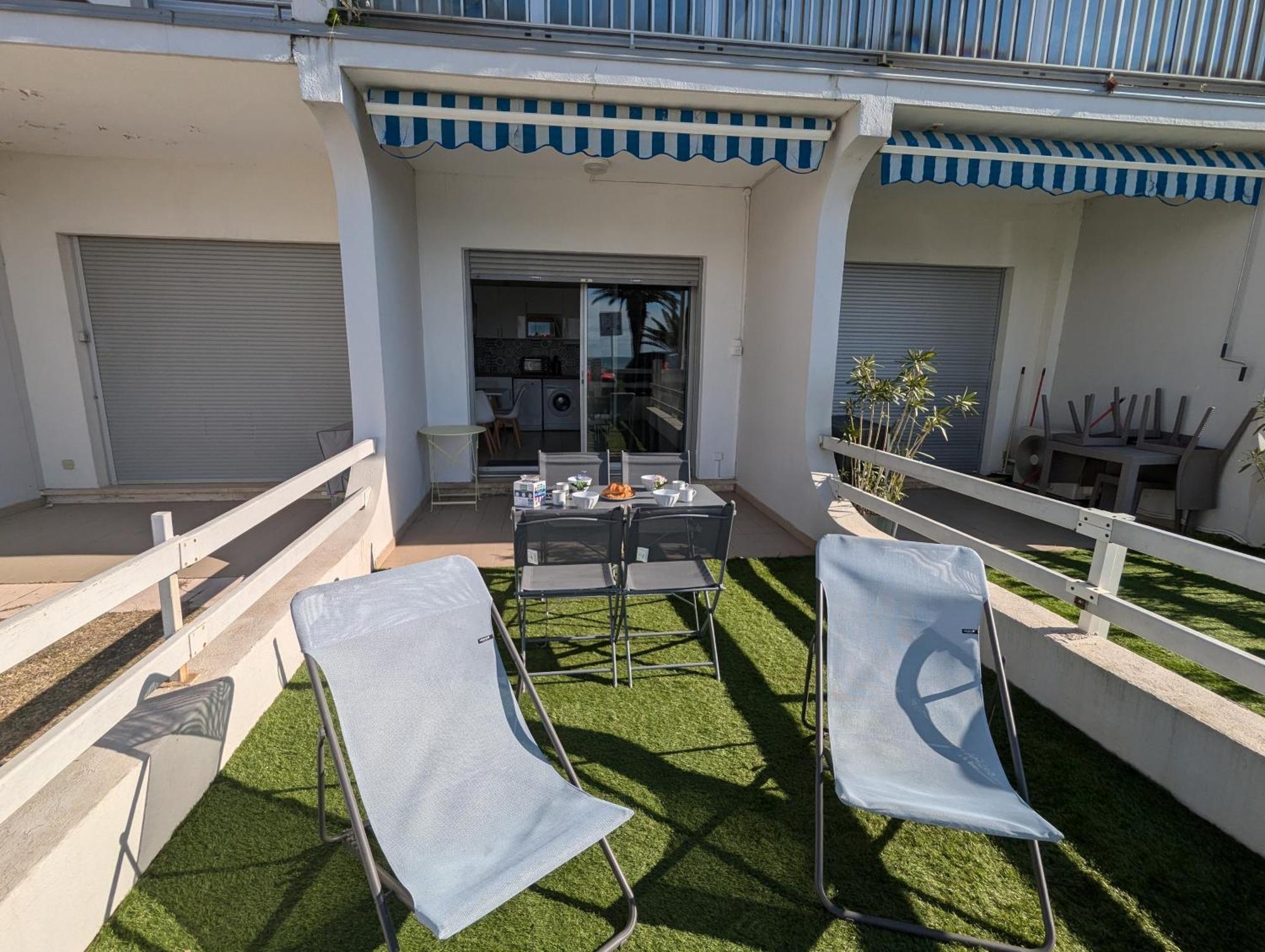 Sol-Y-Days Goeland, Appartement Avec Terrasse Front De Mer Et Place De Parking En Centre-Ville Le Grau-du-Roi Zewnętrze zdjęcie